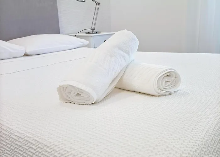 בית נופש Dani's House - *